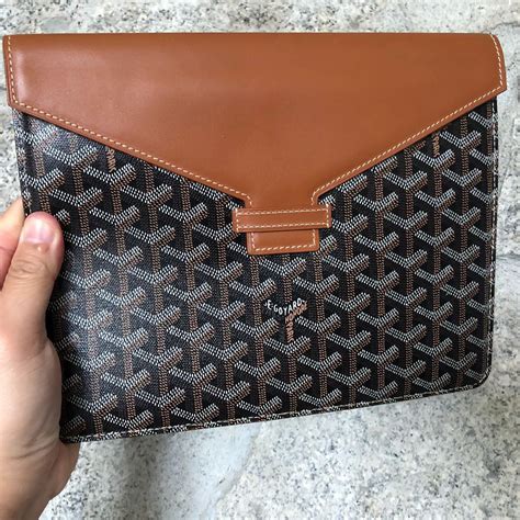 goyard clutch pm|goyard envelope clutch.